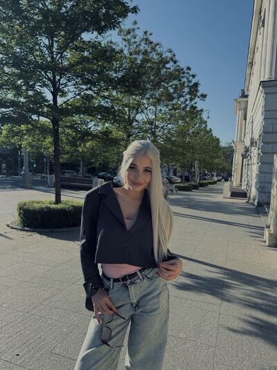  ,   Sofia, 24 ,   ,   , c 
