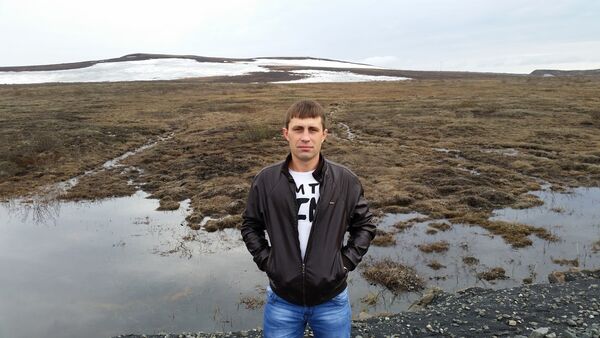  ,   Nik, 36 ,   