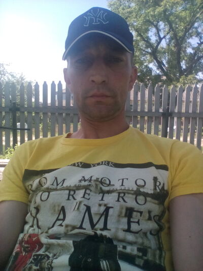  ,   Miha, 44 ,   