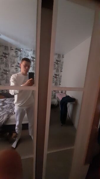  ,   Denis, 21 ,   ,   