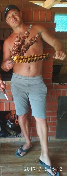  ,   Viktor, 37 ,   ,   , c 