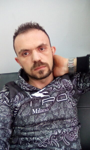  ,   Ali, 40 ,   ,   , c 