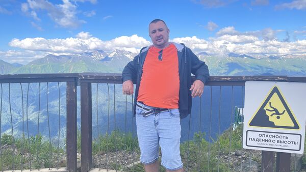  ,   Denis, 45 ,   ,   , c 