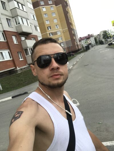  ,   Maksim, 39 ,   ,   