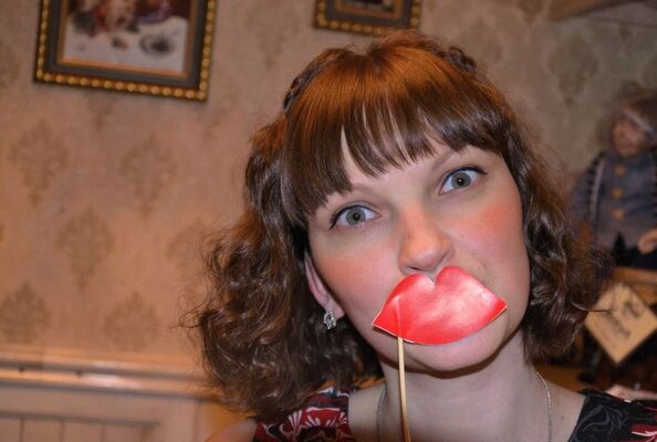  ,   Lina, 26 ,   ,   , c , 