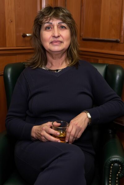  ,   Viktoria, 59 ,     , 