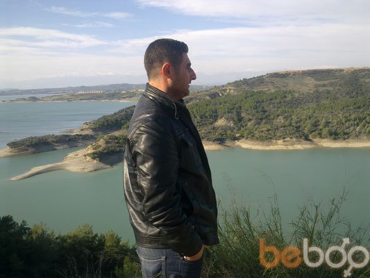  2457466  Ugur, 42 ,    
