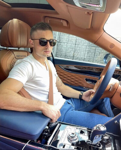  ,   Romeo, 37 ,   ,   