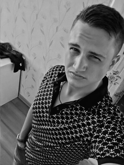 -,   Anton, 32 ,   ,   