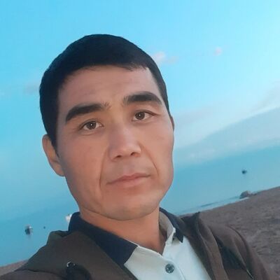  ,   Baxo, 37 ,   ,   
