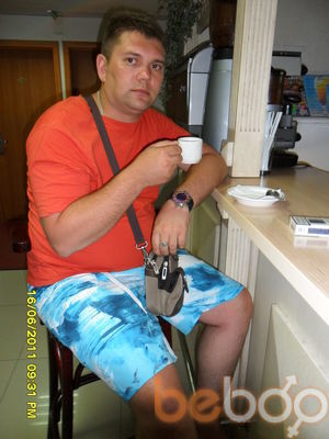  -,   Alex, 42 ,   ,   , c 