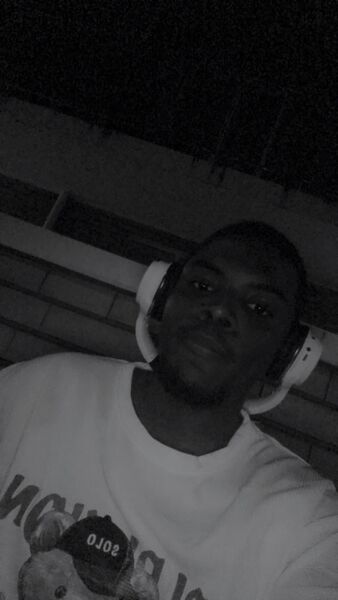  ,   Olivier, 25 ,     , c 