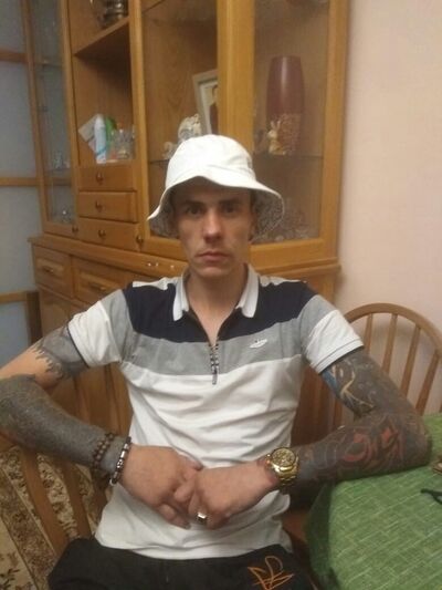  ,   Baks, 38 ,  