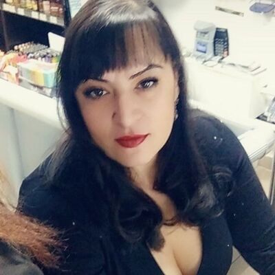  ,   Olga, 44 ,   c 