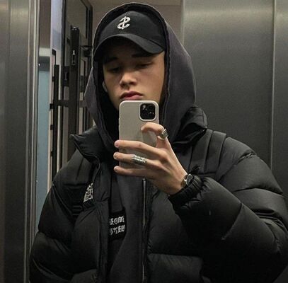  ,   King, 27 ,   ,   