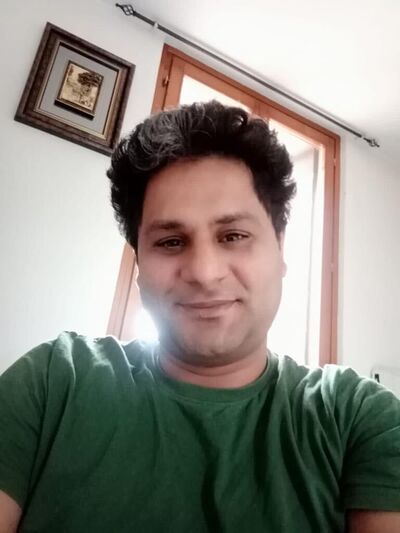  Cavaion Veronese,   Vikas, 33 ,   ,   