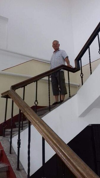  ,   Denis, 60 ,     , c 