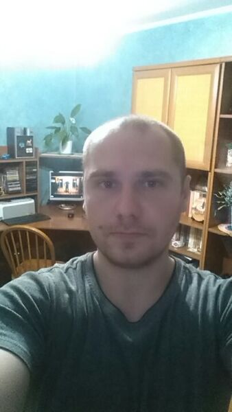  ,   Maxim, 36 ,   ,   , c 