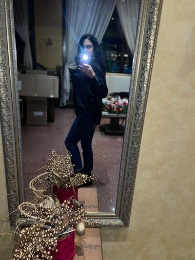  ,   Alexandra, 29 ,   ,   