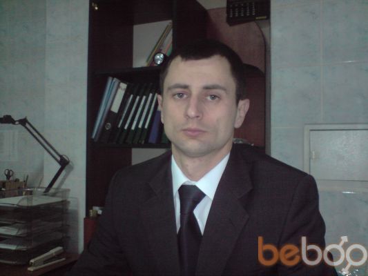  ,   Yuriy, 44 ,   
