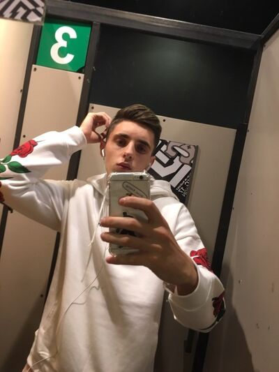  ,   Maksym, 26 ,   ,   , c 