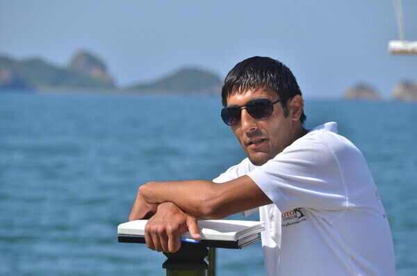  Kimhae,   Aziz BEK, 38 ,   ,   , c 