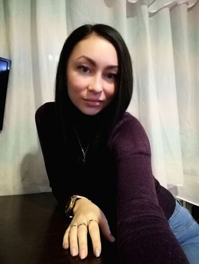 ,   Lenka, 30 ,   ,   