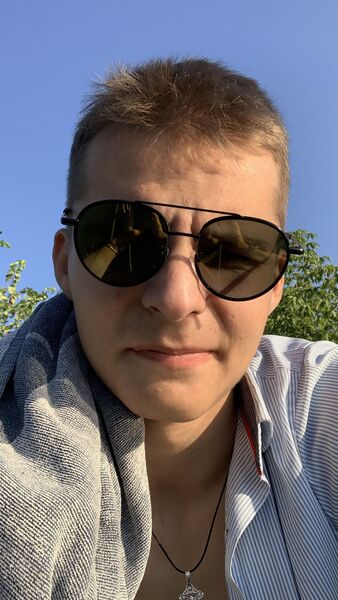  ,   Vlad, 20 ,   ,   