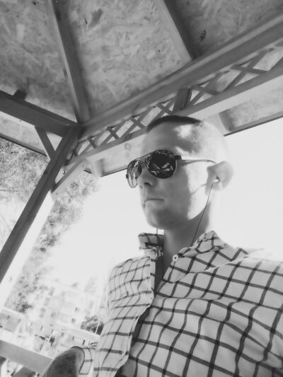  ,   Eduard, 31 ,   ,   , c , 