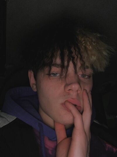  ,   Chxll, 22 ,   ,   , 