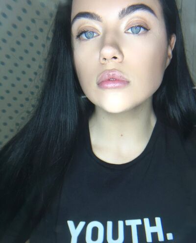  ,   Milana, 25 ,   ,   , c 