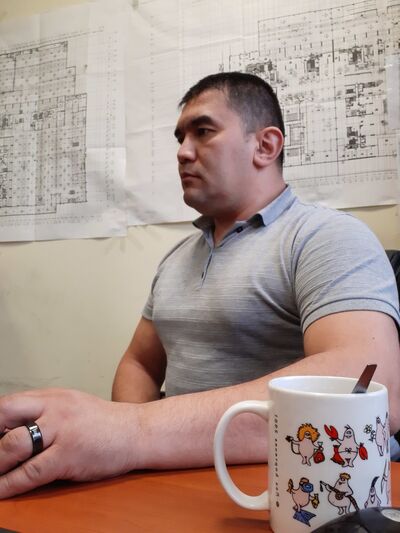  ,   FARRUHBEK, 44 ,     , c 