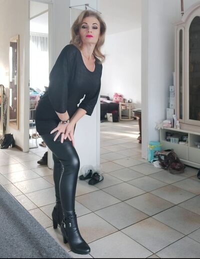  Huizen,   , 54 ,     , c 