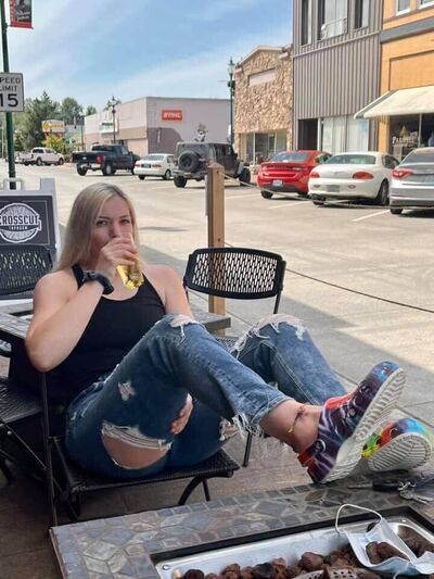  Girdwood,   Laura, 26 ,   ,   , c , 