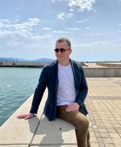  ,   Massimo, 49 ,   ,   