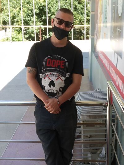  ,   Renat, 33 ,   ,   