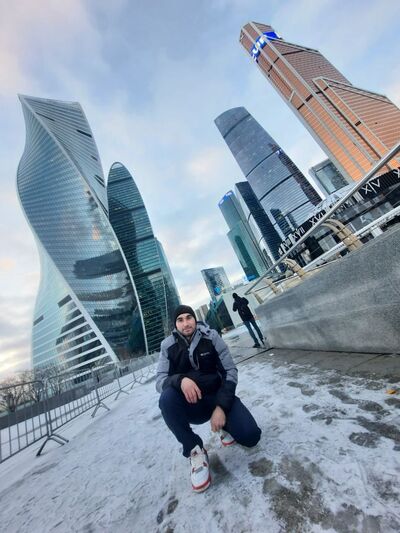  ,   Ruzimurod, 28 ,   ,   , c , 