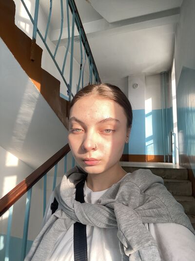  -,   Daria, 22 ,   ,   , c , 