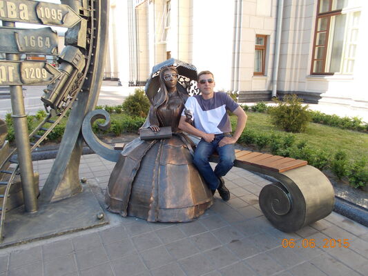  ,   Alex, 48 ,   , 
