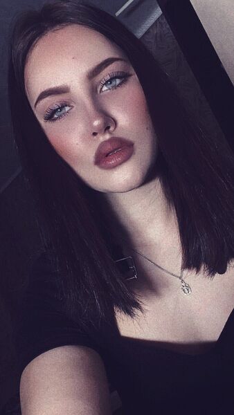  -,   Diana, 22 ,   ,   , 