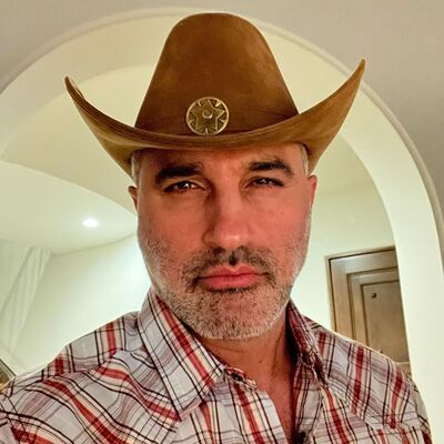  Paddington,   Enzo Ramon, 56 ,   ,   