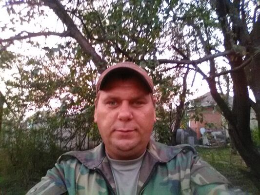  ,   Andrei, 46 ,     , c 