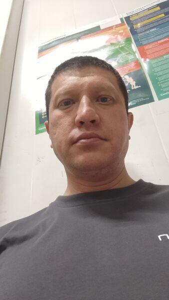  ,   Alik, 40 ,   ,   