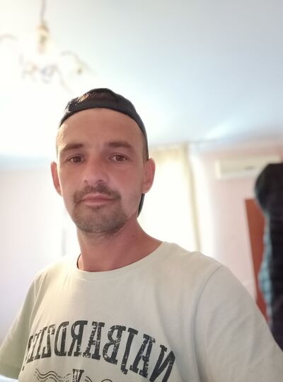  ,   Andjei, 43 ,   ,   