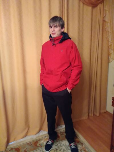  ,   Green, 28 ,   ,   