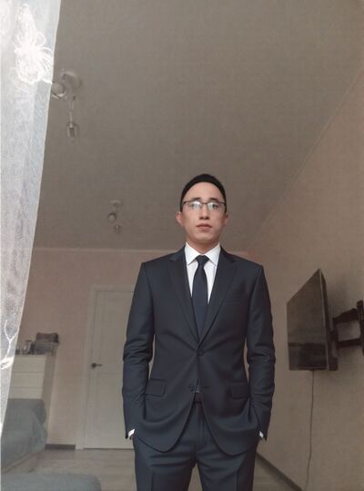  ,   Alinur, 23 ,   c , 
