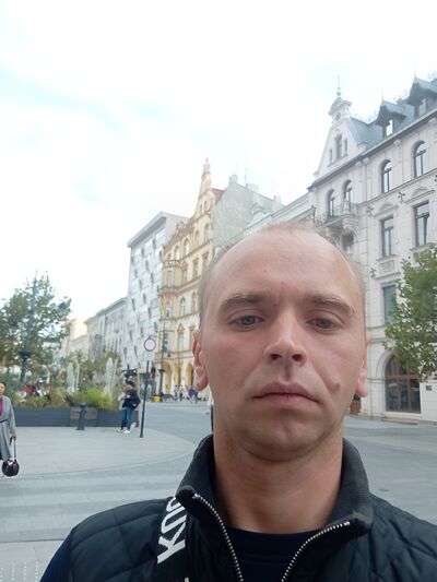  ,   Oleksandr, 31 ,   ,   