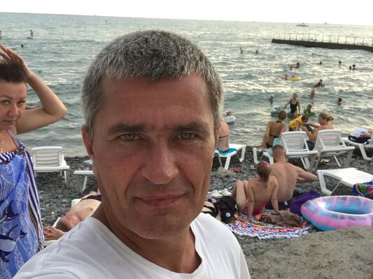  ,   Alex, 47 ,   ,   