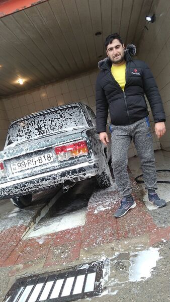  ,   Ayxan, 32 ,   ,   , c 