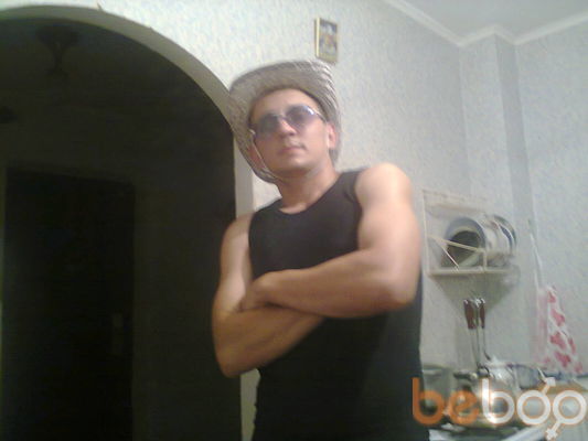  ,   Artem, 35 ,   